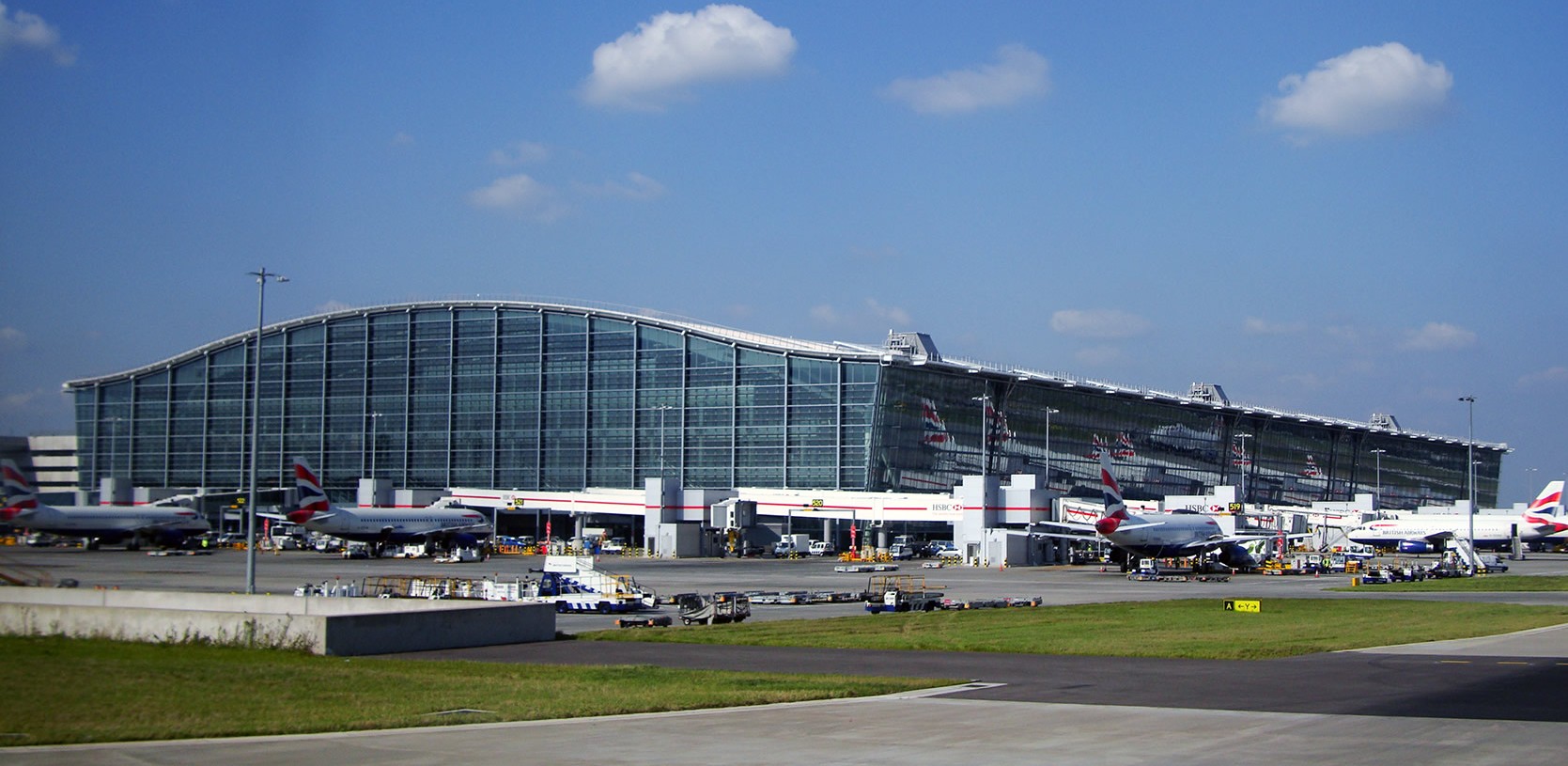 LHR: 10 Interesting Facts and Figures about London Heathrow Airport
