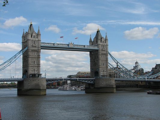 London Bridges: A Brief Guide to Five of London's Bridges - Londontopia