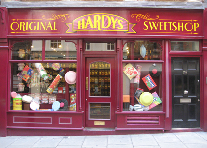 The London Fiver Five Of The Greatest London S Children S Shops