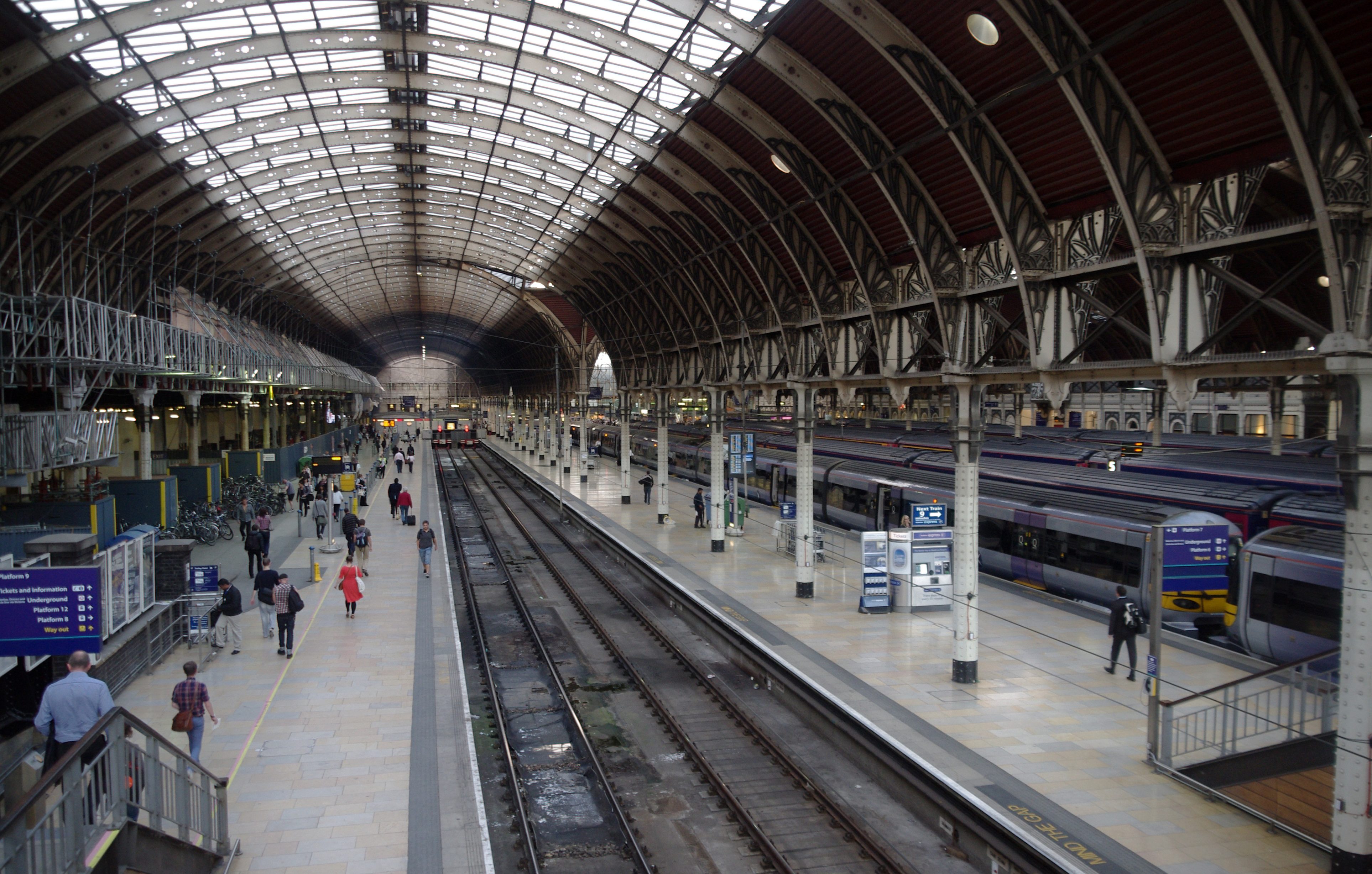 Paddington Station MMB 55 332XXX 