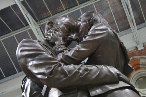 Statue on the Concourse