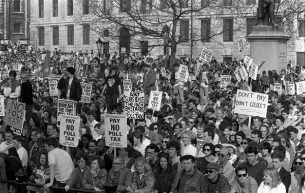 london-calling-a-brief-history-of-london-in-the-1980s-riots-privitisation-and-docklands