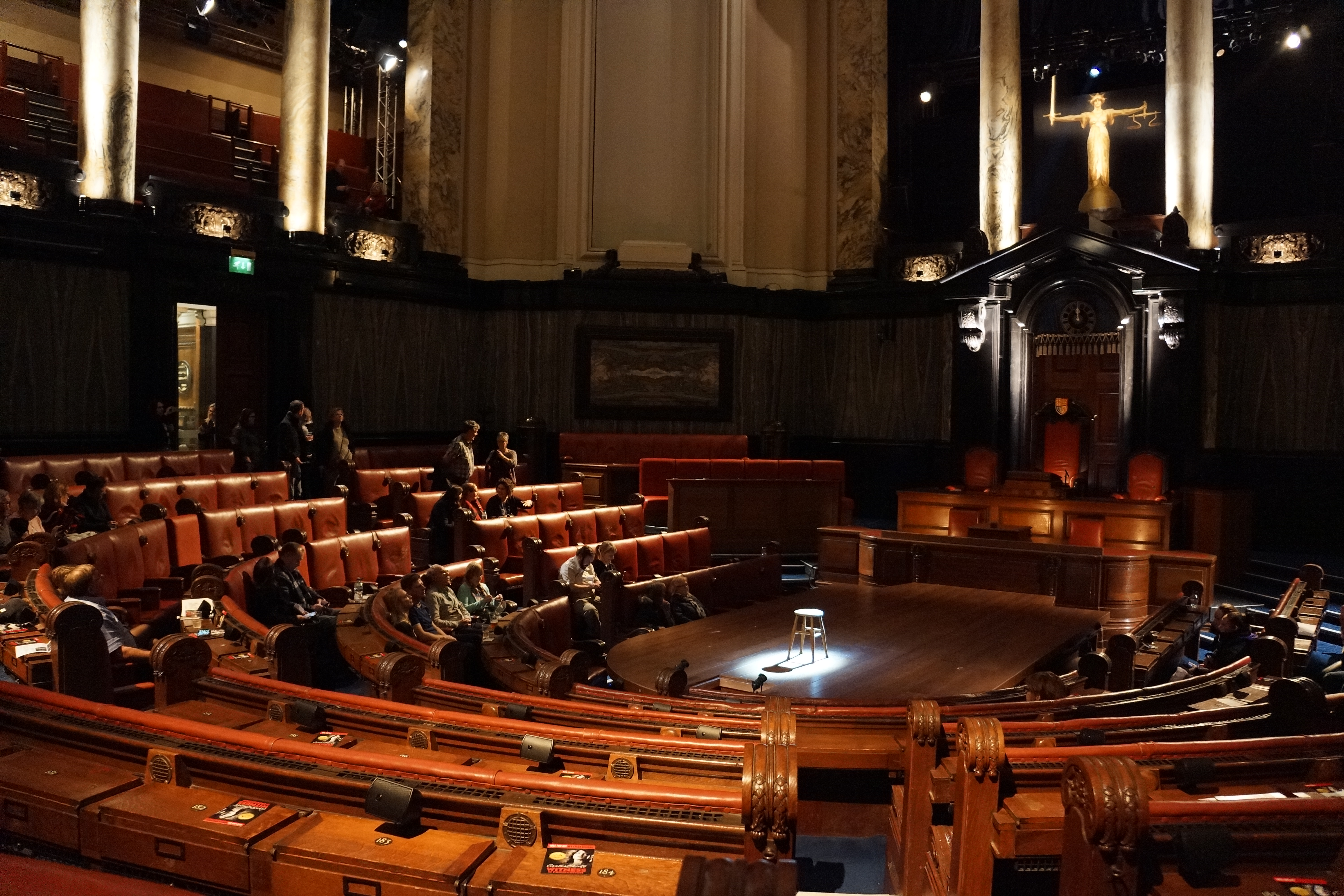 London Theatre: Agatha Christie's Witness for the Prosecution at London