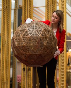 The geodesic dome, carved from walnut wood by Naseer Yasna (Mansouri), makes use of jali, the technique of creating geometric lattice designs from hundreds of individual pieces of wood. Royal Collection Trust / (c) Her Majesty Queen Elizabeth II 2018
