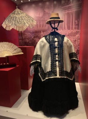 Queen Victoria's clothes