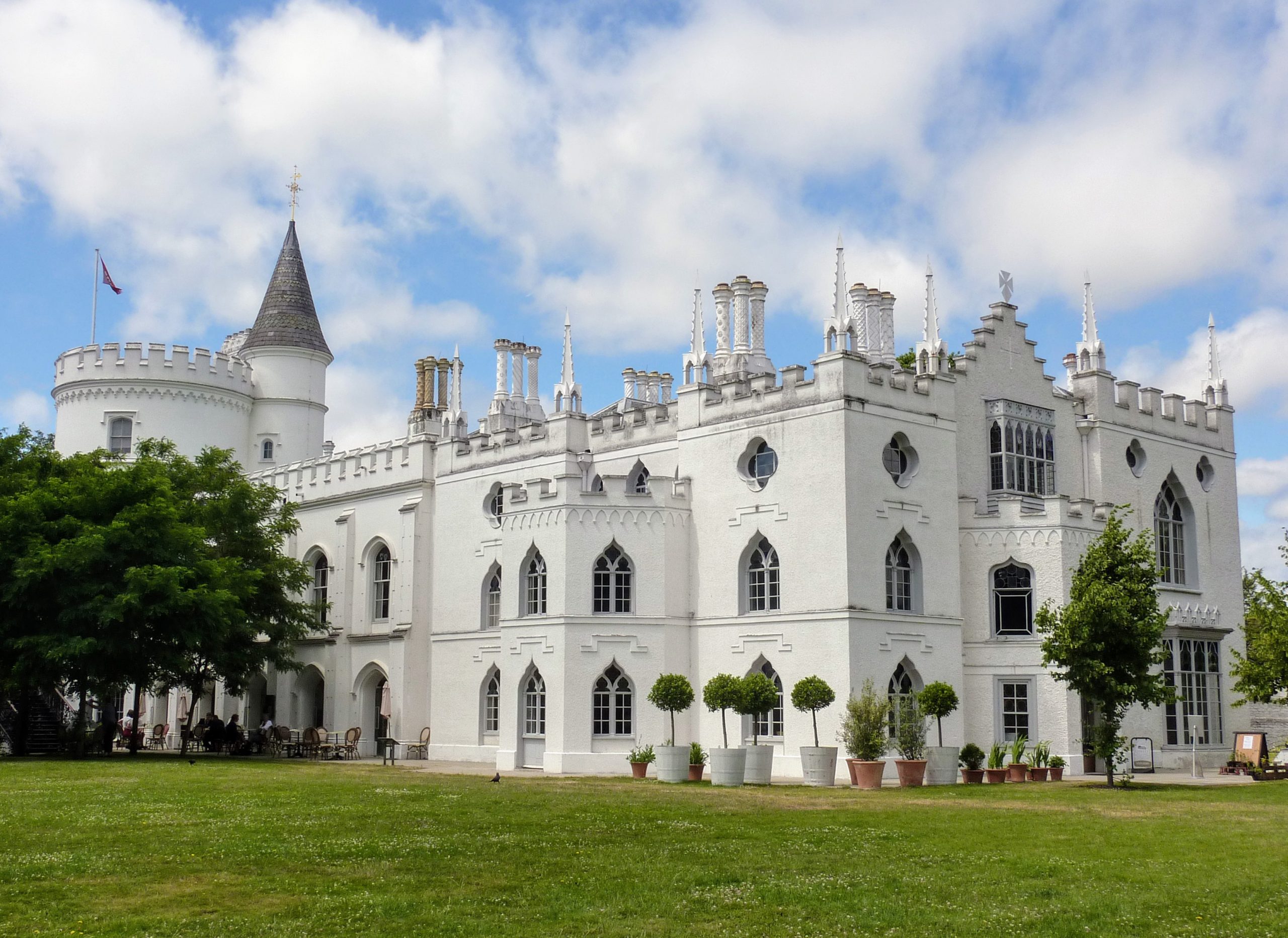 STRAWBERRY HILL HOUSE London s Gothic Revival Masterpiece TORUS CHAUFFEURS