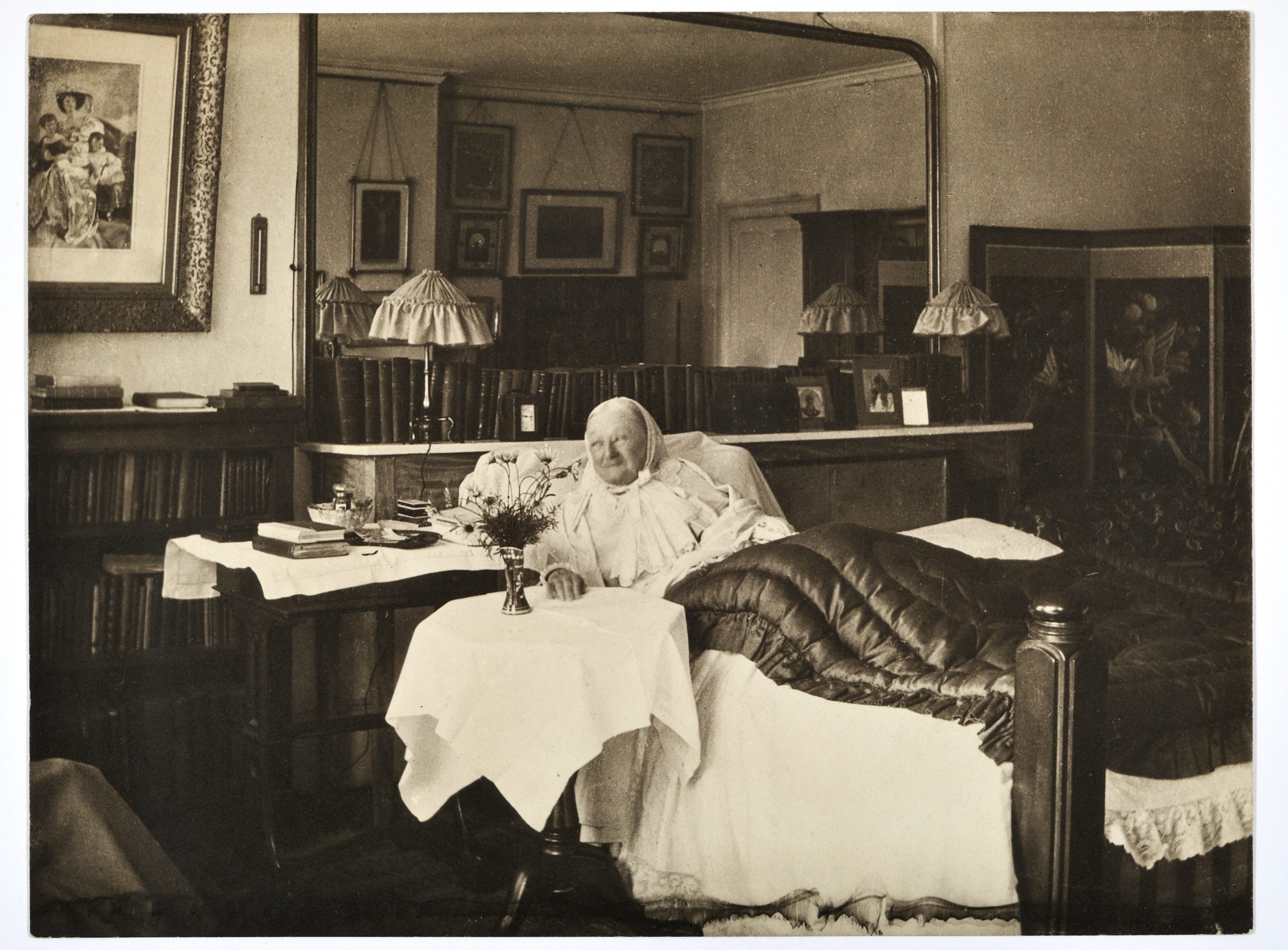 Florence Nightingale in bed at South Street in 1906, aged 86. Photographed by Elizabeth Bosanquet.