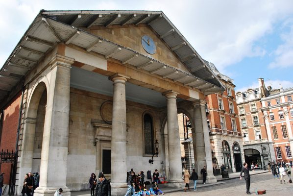 London's Piazza: A History of Covent Garden - From Market to Tourist ...