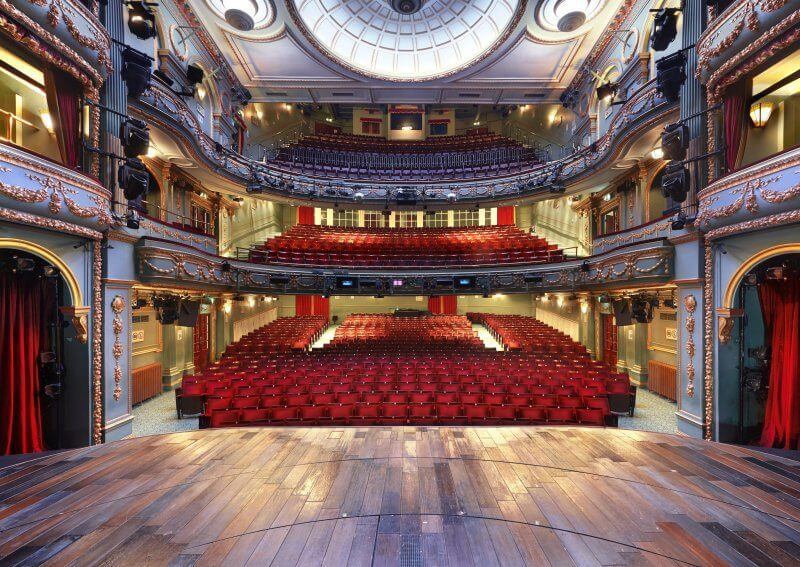 Through the Lens: Behind the Scenes of London&#8217;s (Closed) Theatres From New London Theatres Book