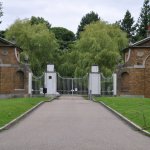 The_Gatehouse_of_Copped_Hall_Estate._-_geograph.org.uk_-_1420135