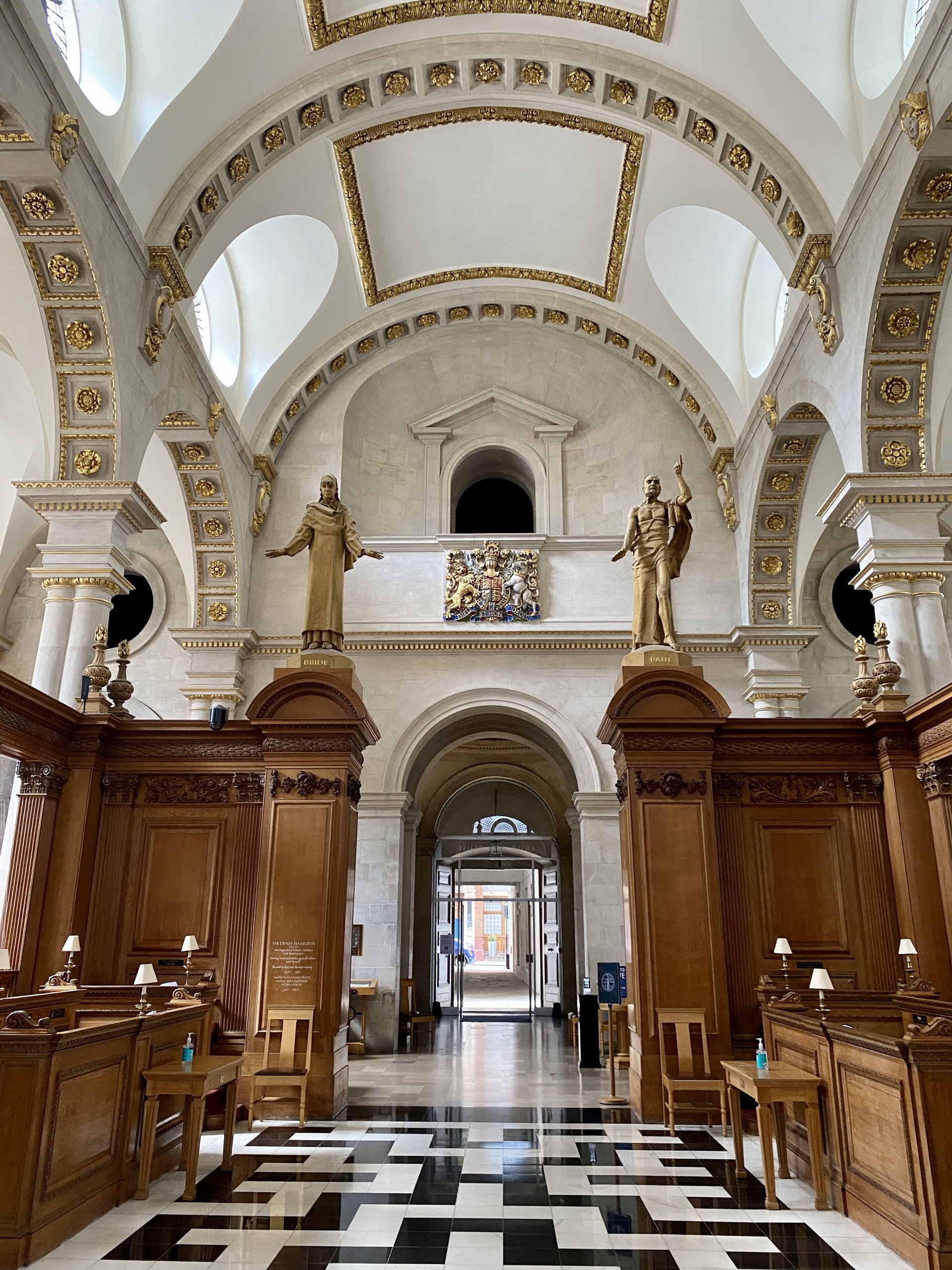 Exploring the fascinating history of St Bride&#8217;s Church on Fleet Street &#8211; The Journalists&#8217; Church