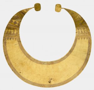Lunula, 2400–2000 BC. From Blessington, County Wicklow, Republic of Ireland. © The Trustees of the British Museum