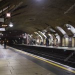 baker-street-subway-station-stockpack-deposit-photos