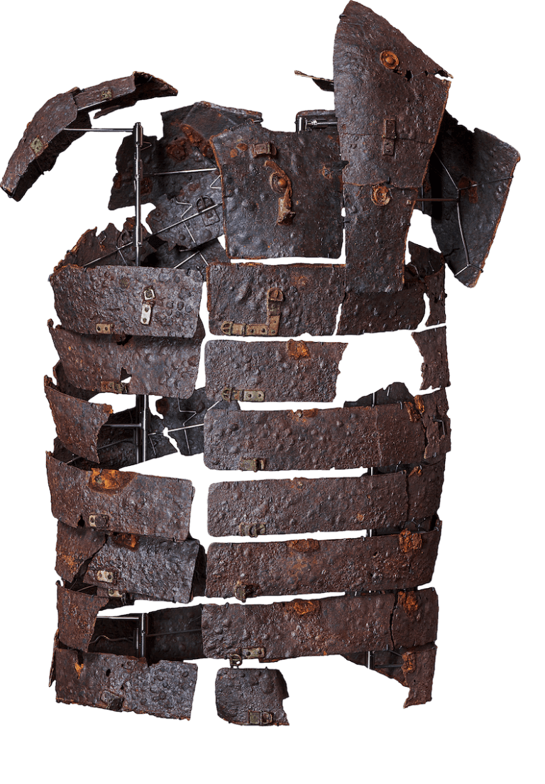 Armour from the Arminius revolt Museum und Park Kalkriese 768x1104