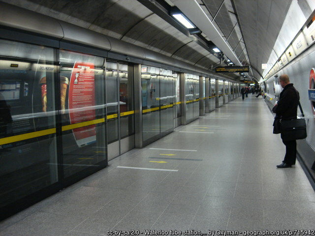 geograph 715942 by Oxyman