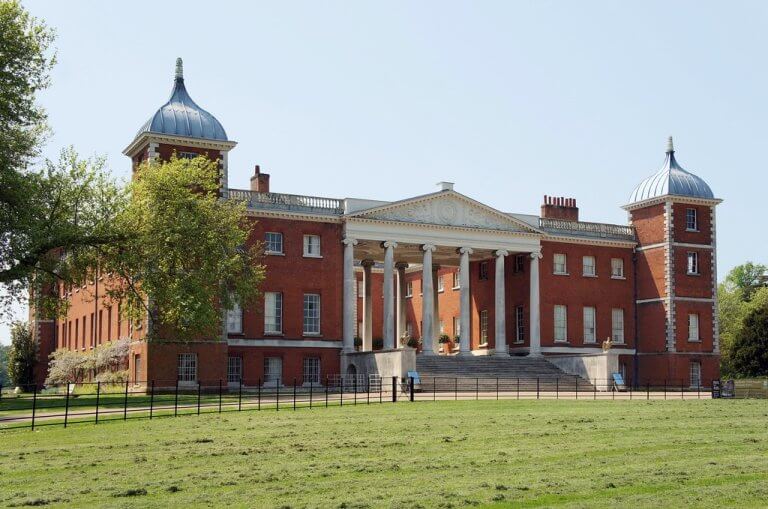 West London’s Osterley House Showcases Beautiful Neoclassical Design