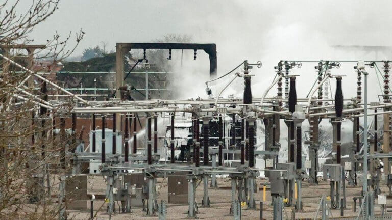 Breaking News: Heathrow Airport Completely Closed Following Major Electrical Substation Fire