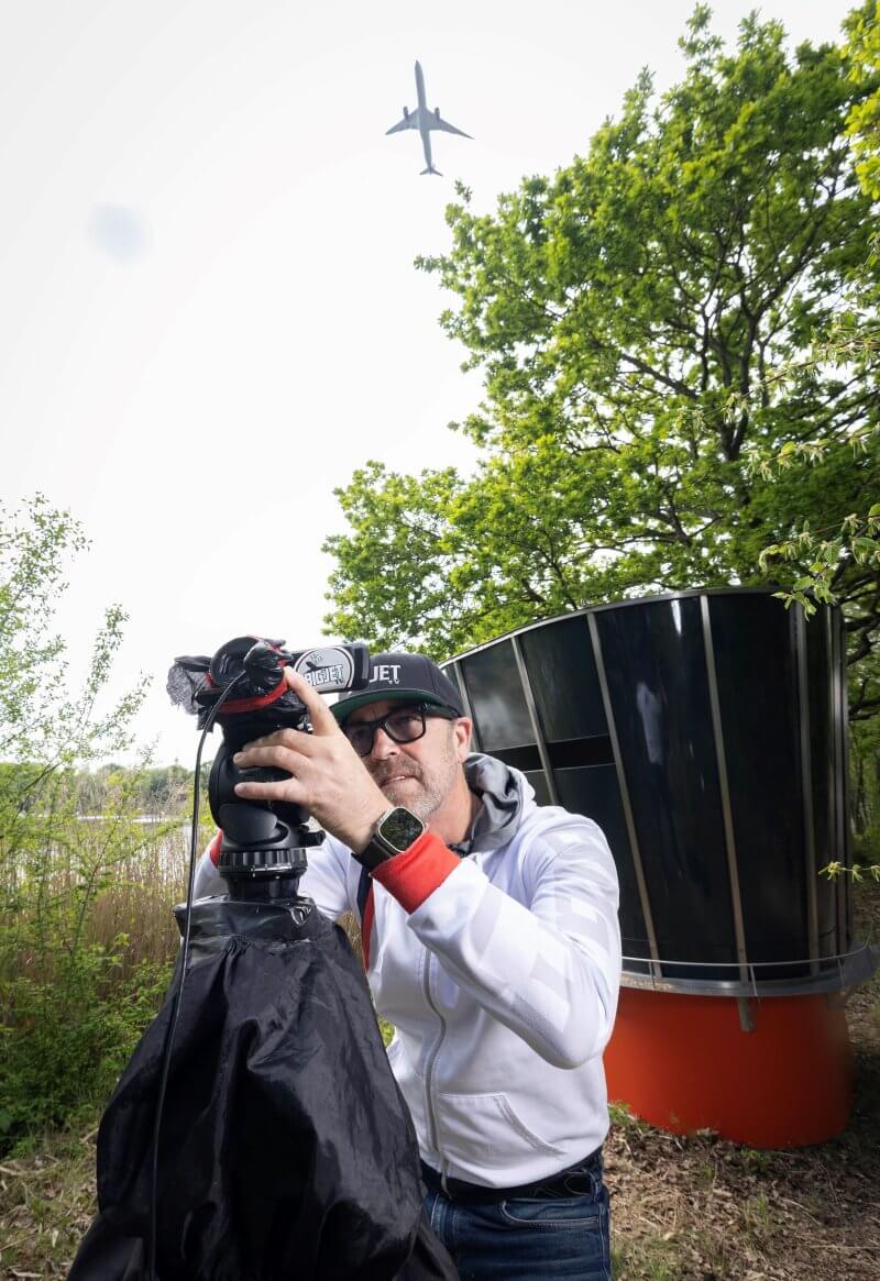 Heathrow Unveils Bird Hide Resembling Iconic Control Tower to Promote Biodiversity Efforts