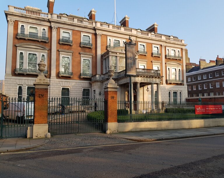 Wallace Collection Londres scaled 2 768x611