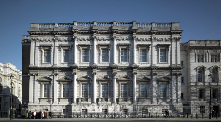 https 2F2Fhistoricroyalpalaces.picturepark 1 768x423